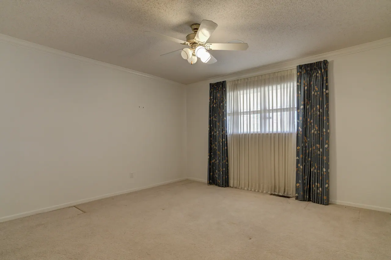 Photo 11 — 601 18th Street, Seagraves, TX 79359