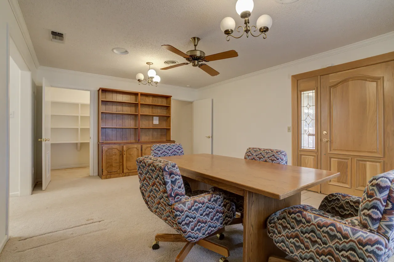 Photo 15 — 601 18th Street, Seagraves, TX 79359
