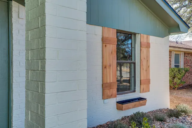 Photo 4 — 2115 76th Street, Lubbock, TX 79423
