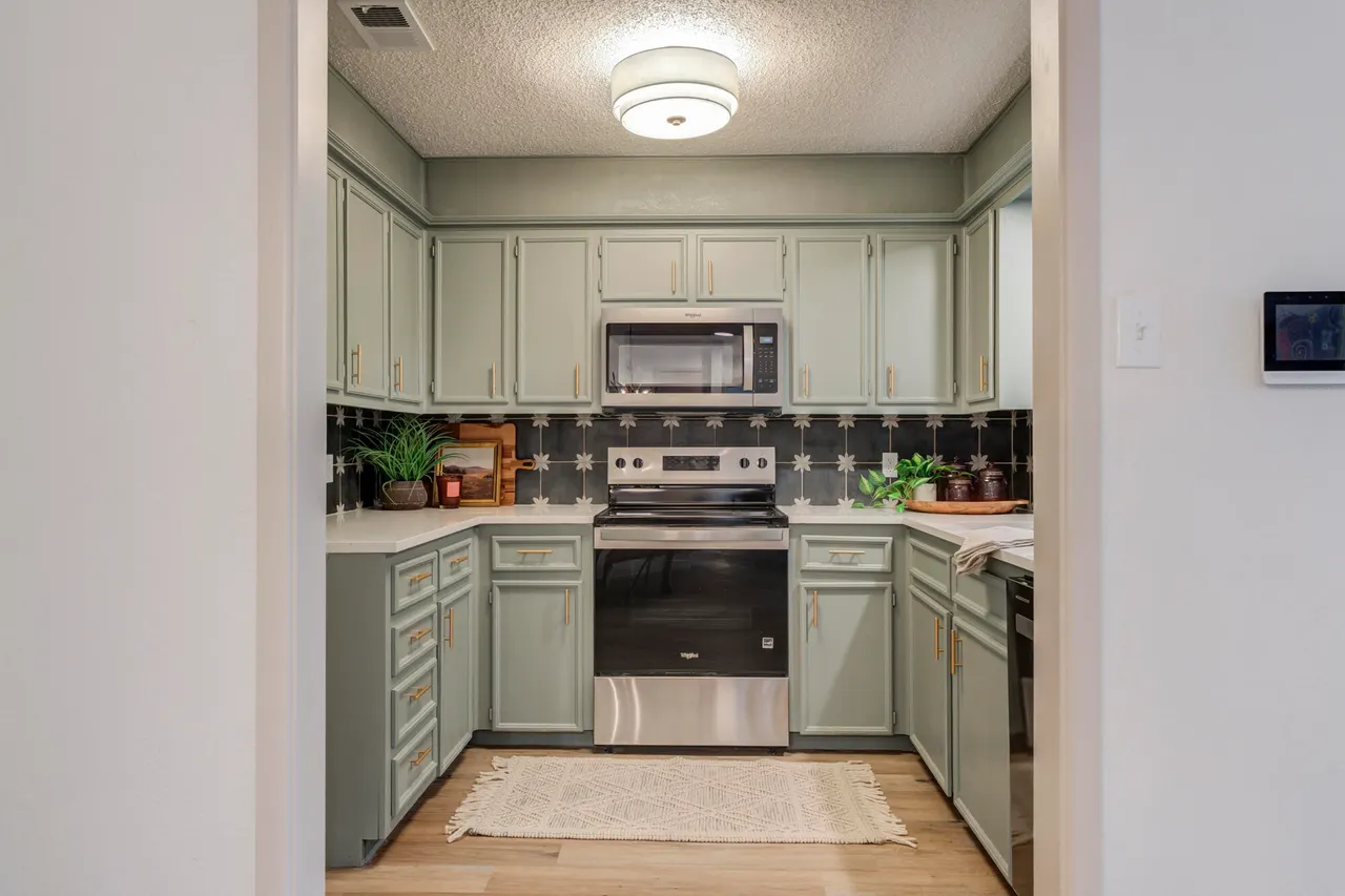 Photo 9 — 2115 76th Street, Lubbock, TX 79423