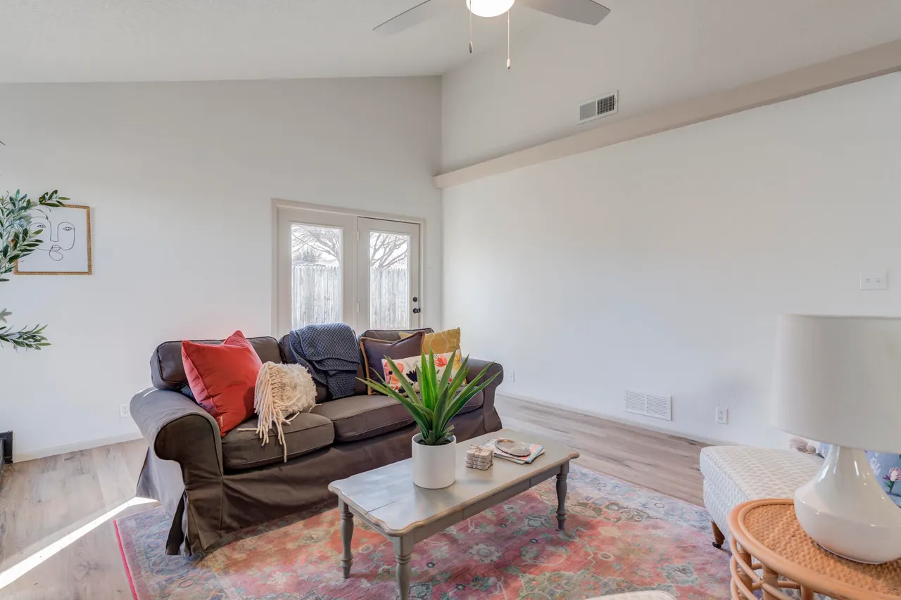 Photo 24 — 2115 76th Street, Lubbock, TX 79423