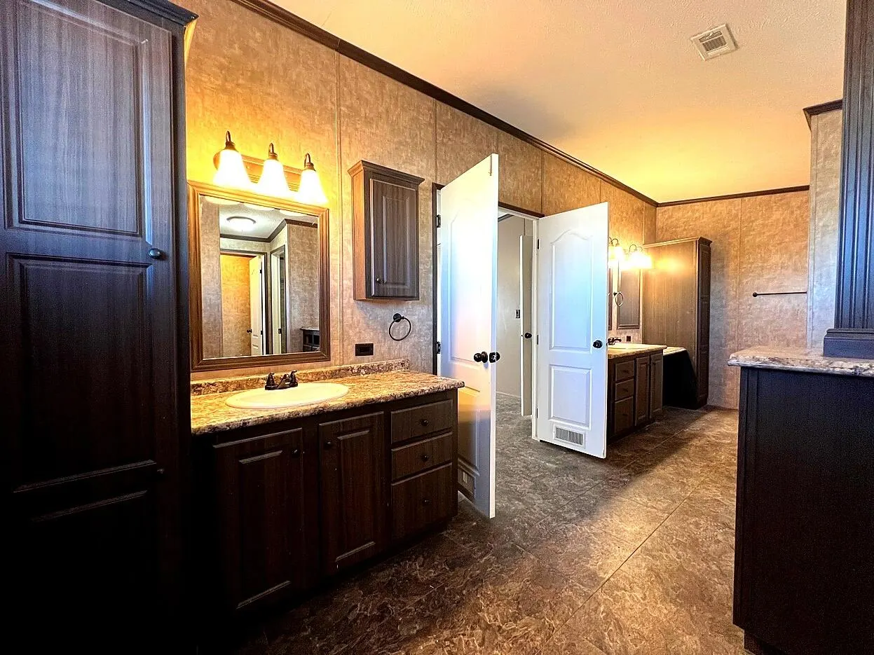 Photo 17 — 4941 Cactus Drive, Levelland, TX 79336