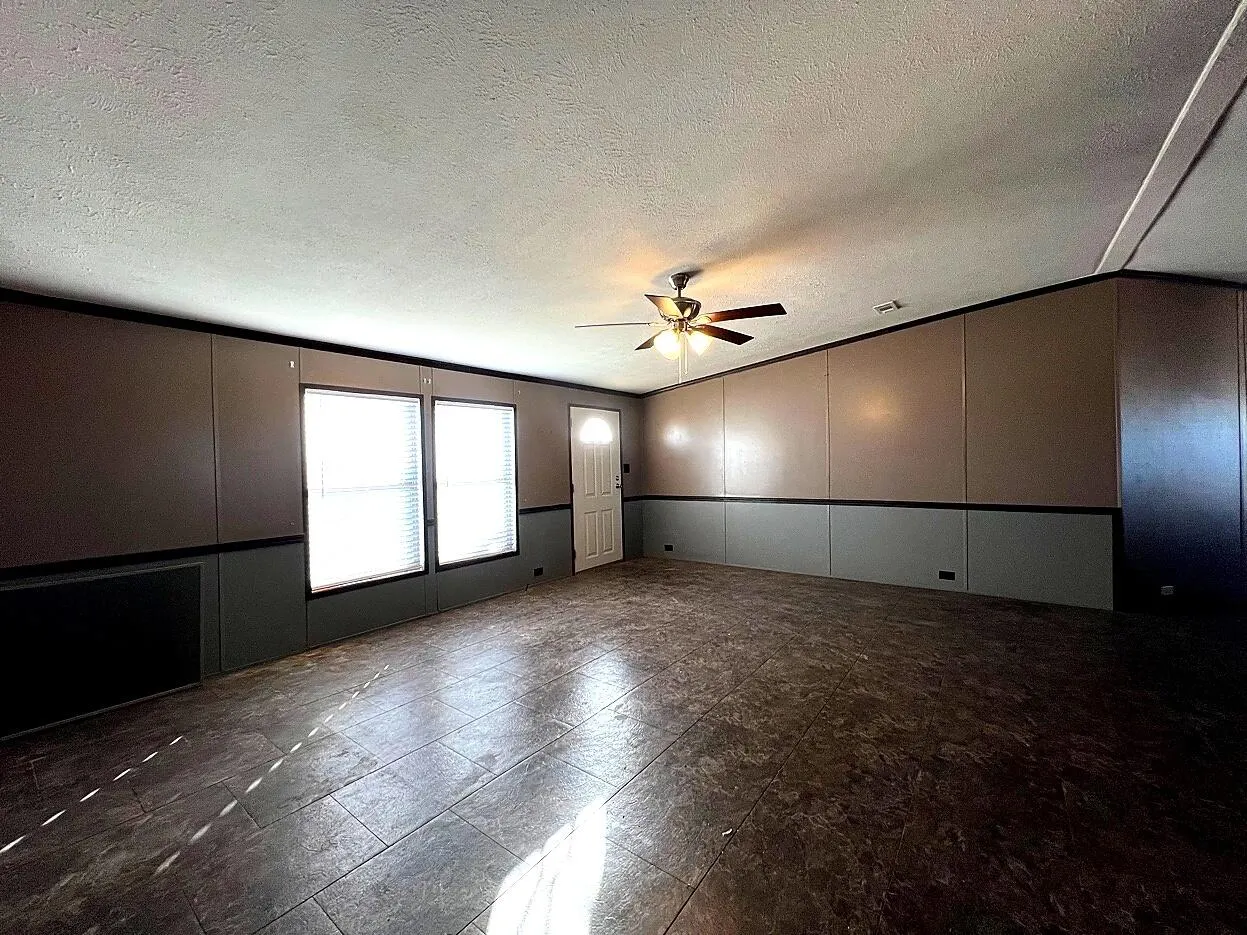 Photo 3 — 4941 Cactus Drive, Levelland, TX 79336