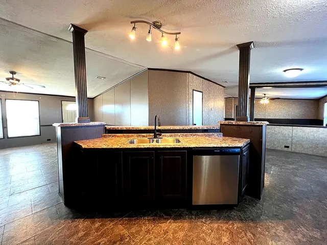 Photo 5 — 4941 Cactus Drive, Levelland, TX 79336