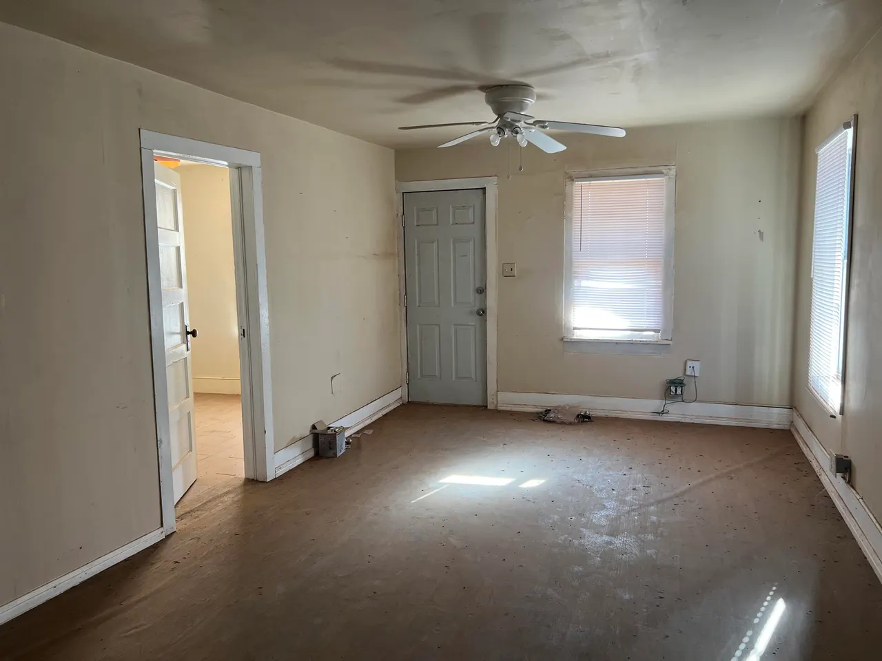 Photo 12 — 340 W Panhandle Street, Slaton, TX 79364