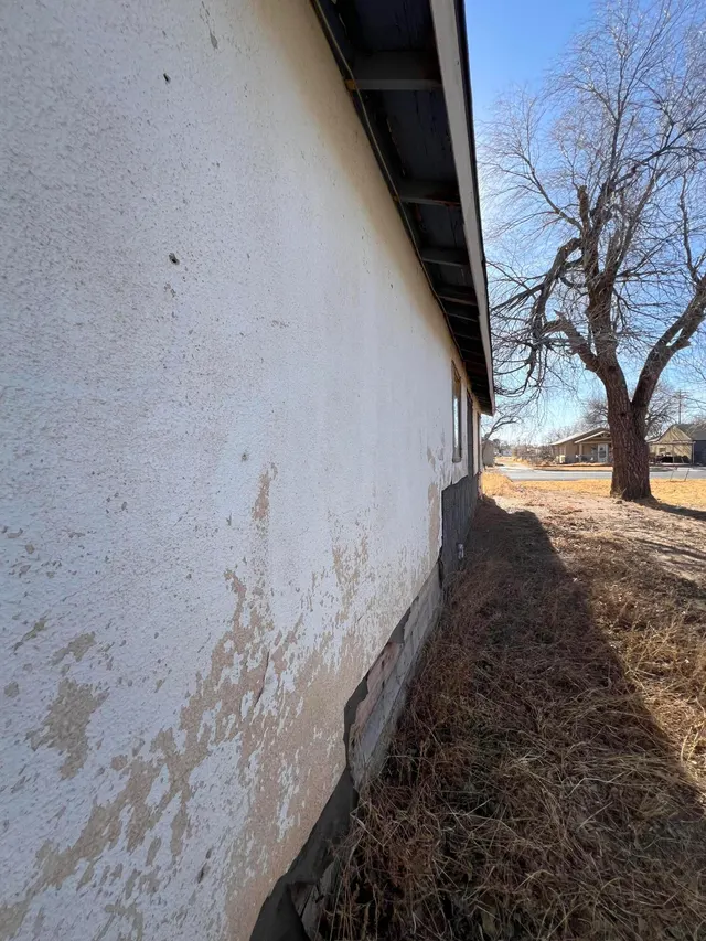 Photo 8 — 340 W Panhandle Street, Slaton, TX 79364