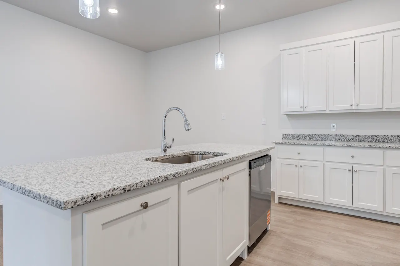 Photo 12 — 7007 40th Street, Lubbock, TX 79407