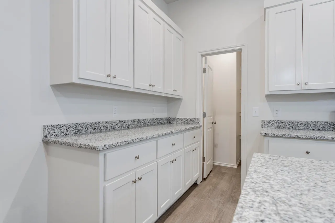 Photo 15 — 7007 40th Street, Lubbock, TX 79407