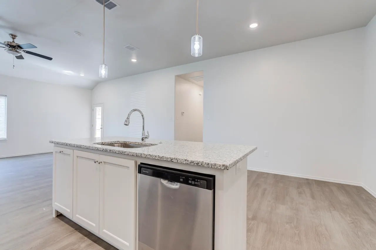 Photo 18 — 7007 40th Street, Lubbock, TX 79407