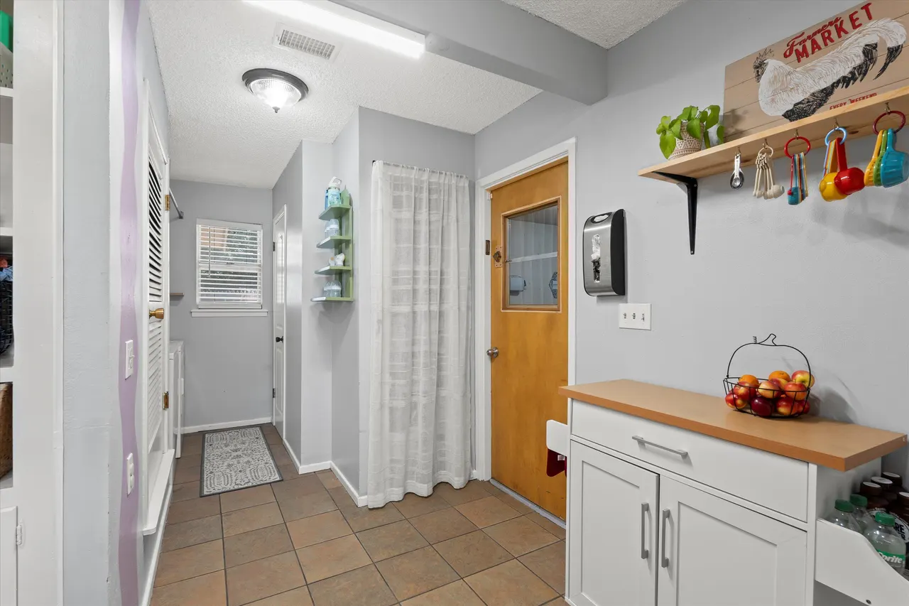 Photo 9 — 115 E 21st Street, Littlefield, TX 79339