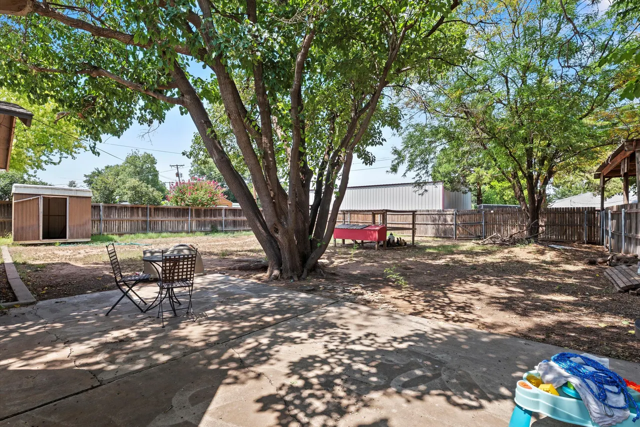 Photo 19 — 115 E 21st Street, Littlefield, TX 79339
