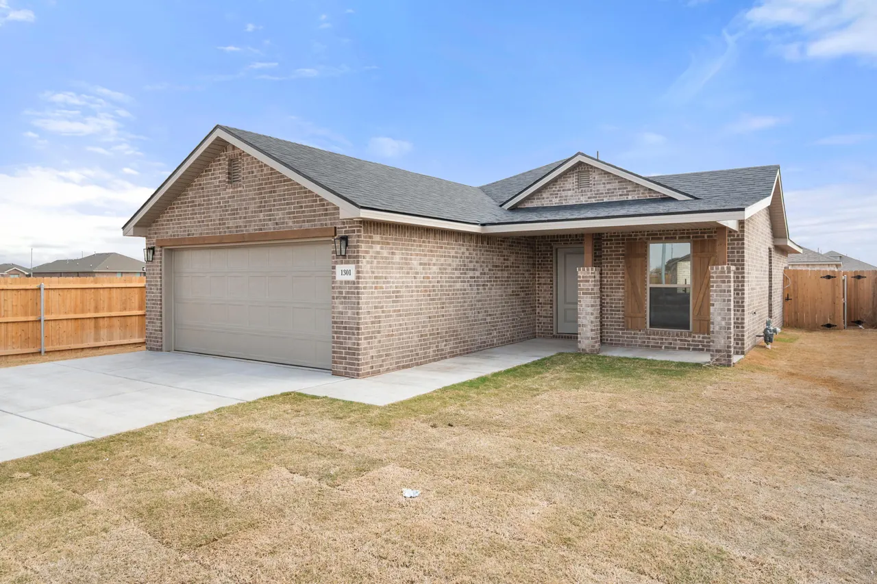 Front exterior — 1301 Saratoga Avenue, Lubbock, TX 79416