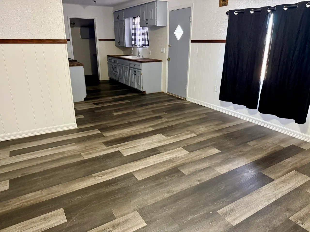 Photo 3 — 211 Watts Avenue, Ralls, TX 79357