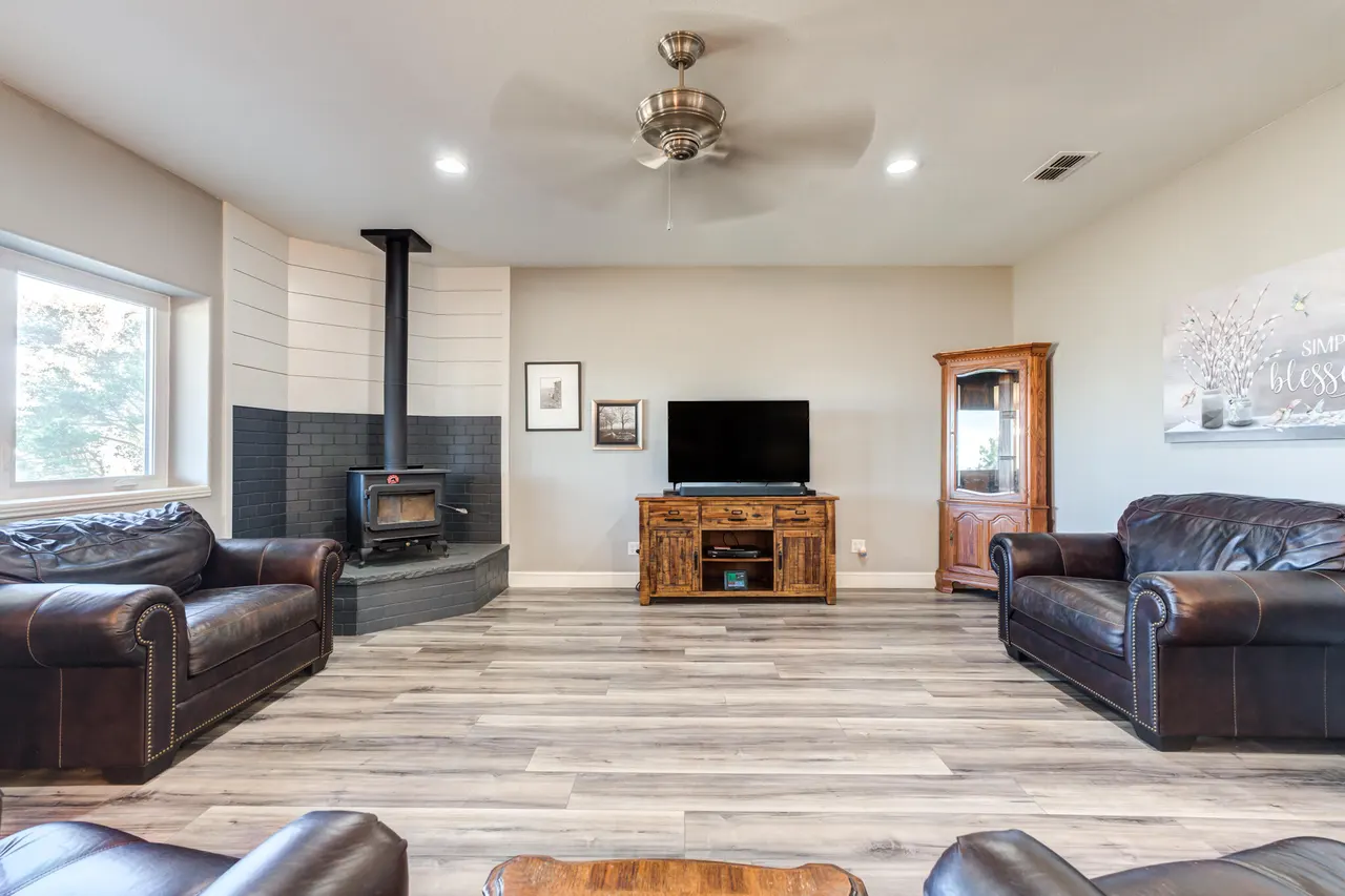 Photo 10 — 306 Quinlan Street, Lubbock, TX 79403