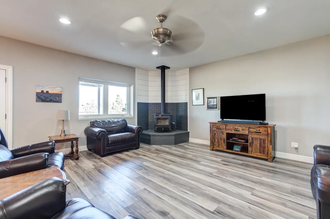 Photo 11 — 306 Quinlan Street, Lubbock, TX 79403