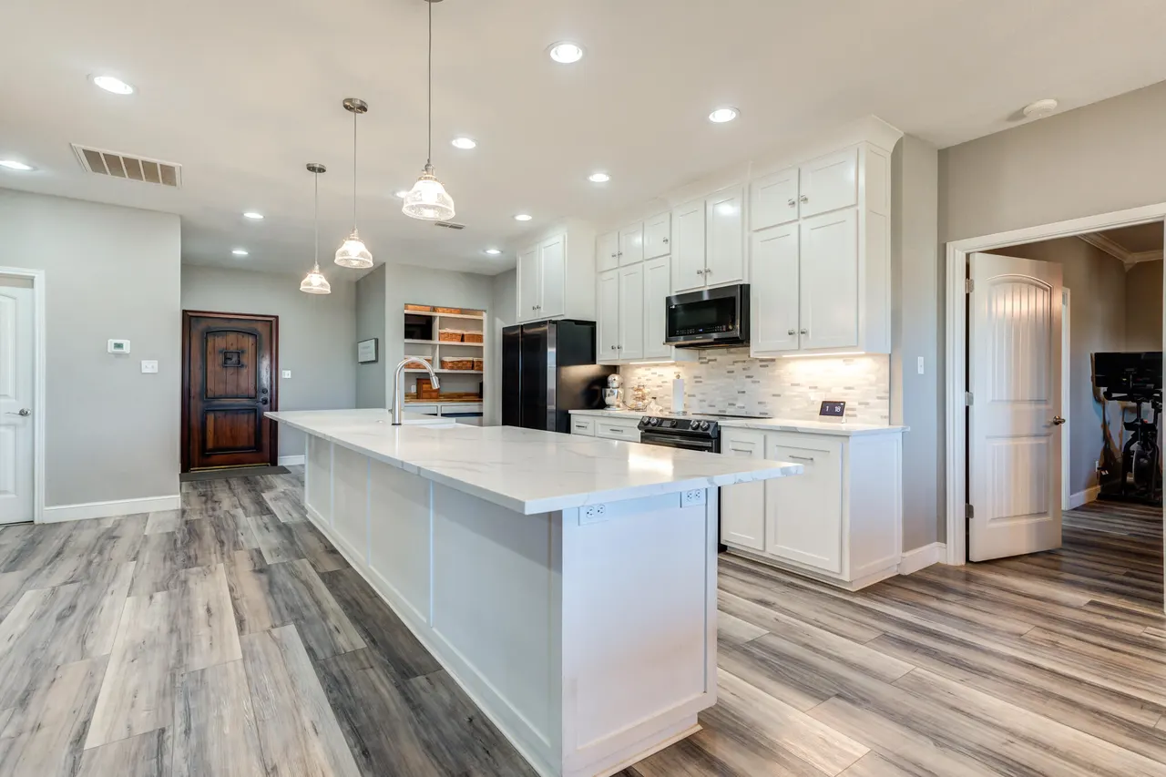 Photo 19 — 306 Quinlan Street, Lubbock, TX 79403