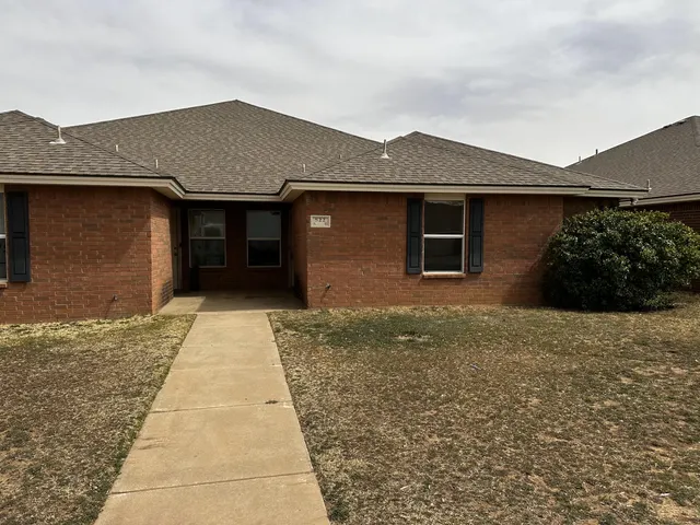 Front exterior — 522 N Chicago Avenue B, Lubbock, TX 79416
