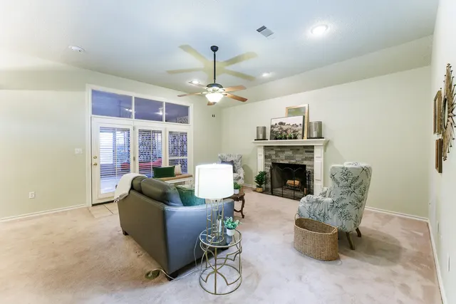 Photo 7 — 206  Collins Avenue, Sundown, TX 79372
