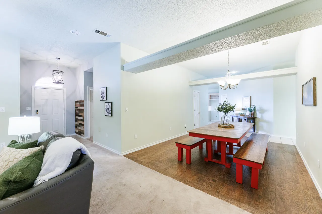 Photo 14 — 206  Collins Avenue, Sundown, TX 79372