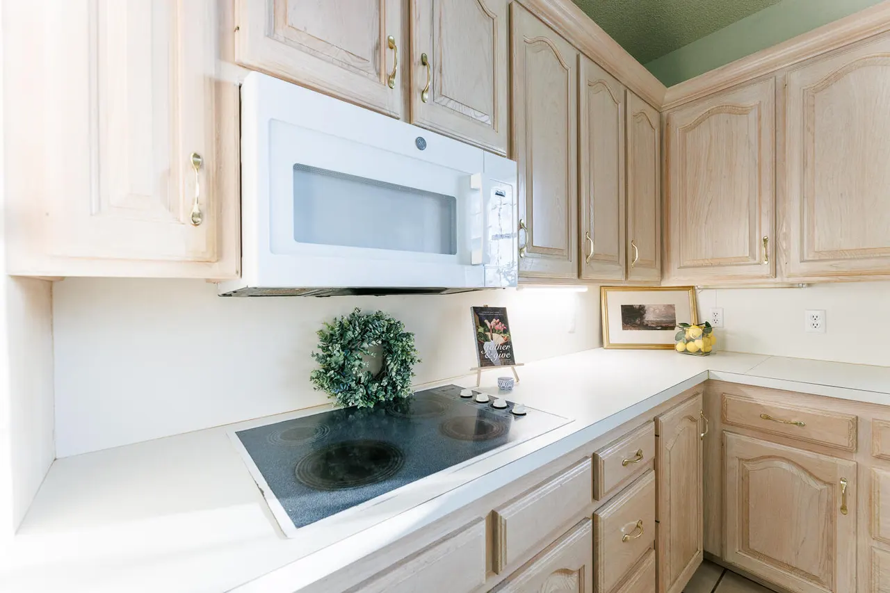 Photo 19 — 206  Collins Avenue, Sundown, TX 79372