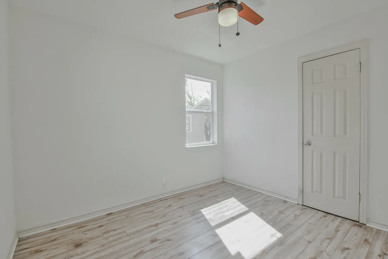 Photo 23 — 2620 42nd Street, Lubbock, TX 79413