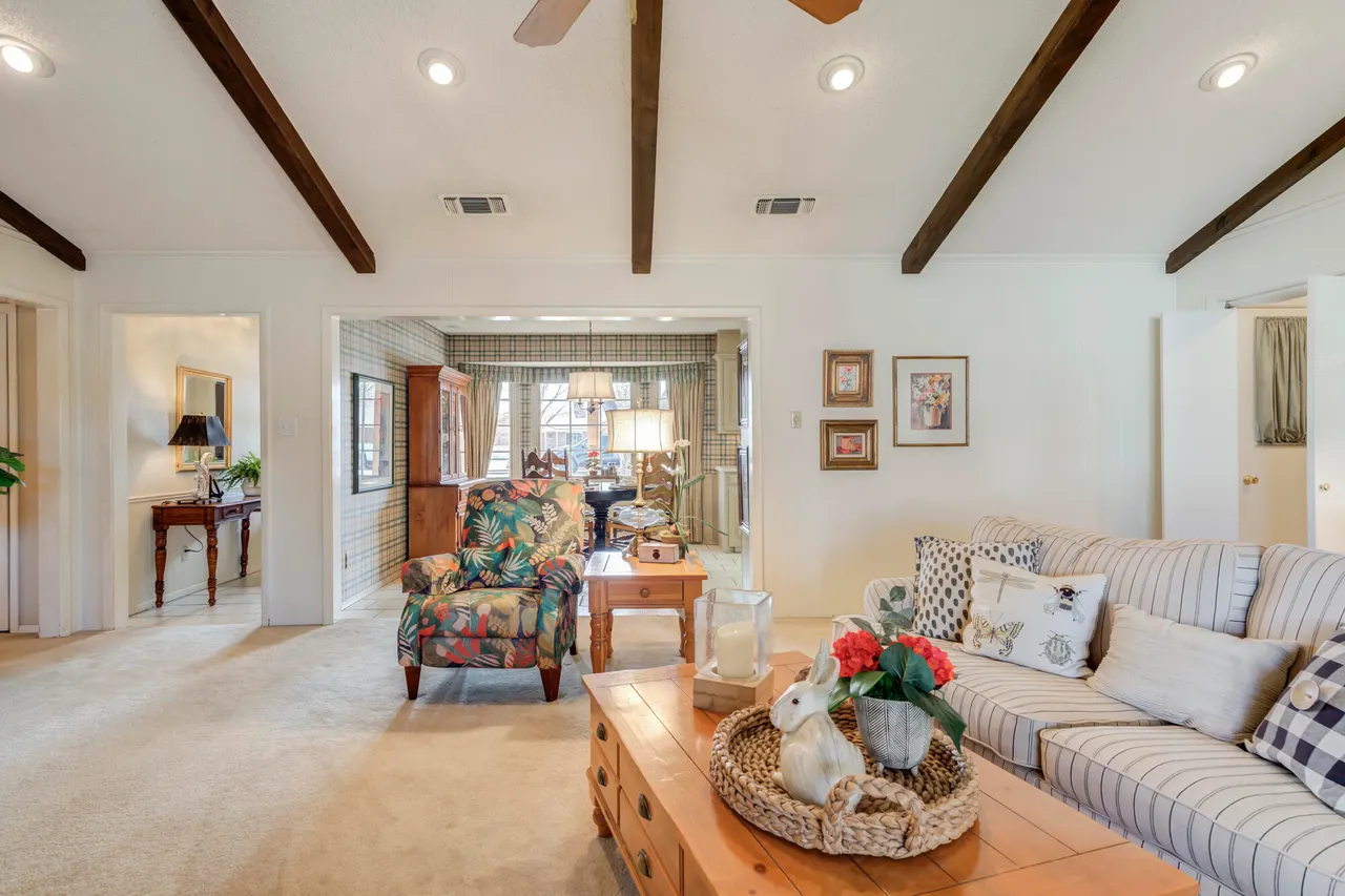 Photo 8 — 227 Cottonwood Lane, Levelland, TX 79336