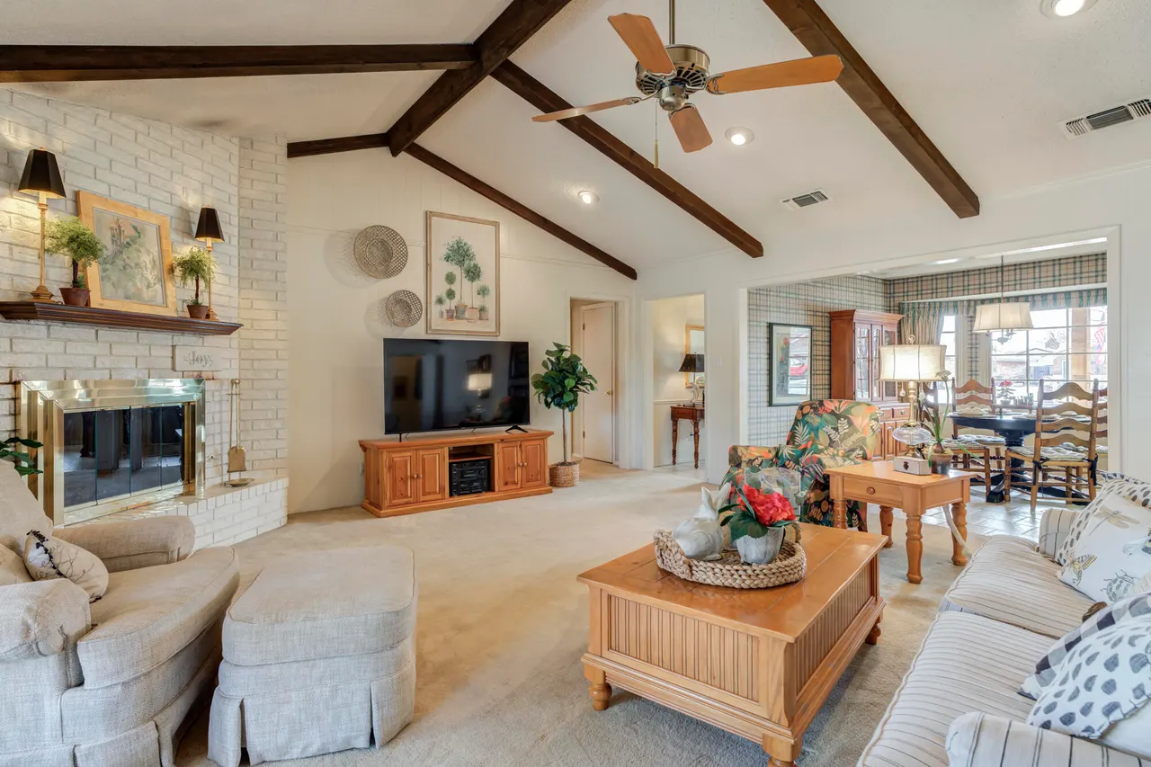 Photo 7 — 227 Cottonwood Lane, Levelland, TX 79336