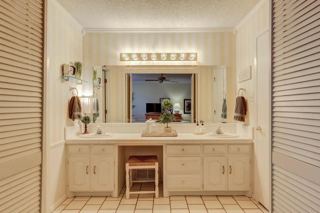 Photo 26 — 227 Cottonwood Lane, Levelland, TX 79336