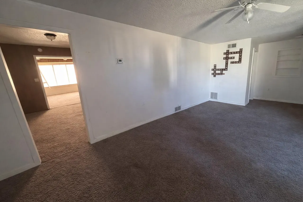 Photo 3 — 1705 W 16th Street, Plainview, TX 79072