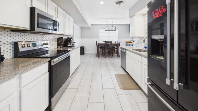 Photo 7 — 4614 31st Street, Lubbock, TX 79410