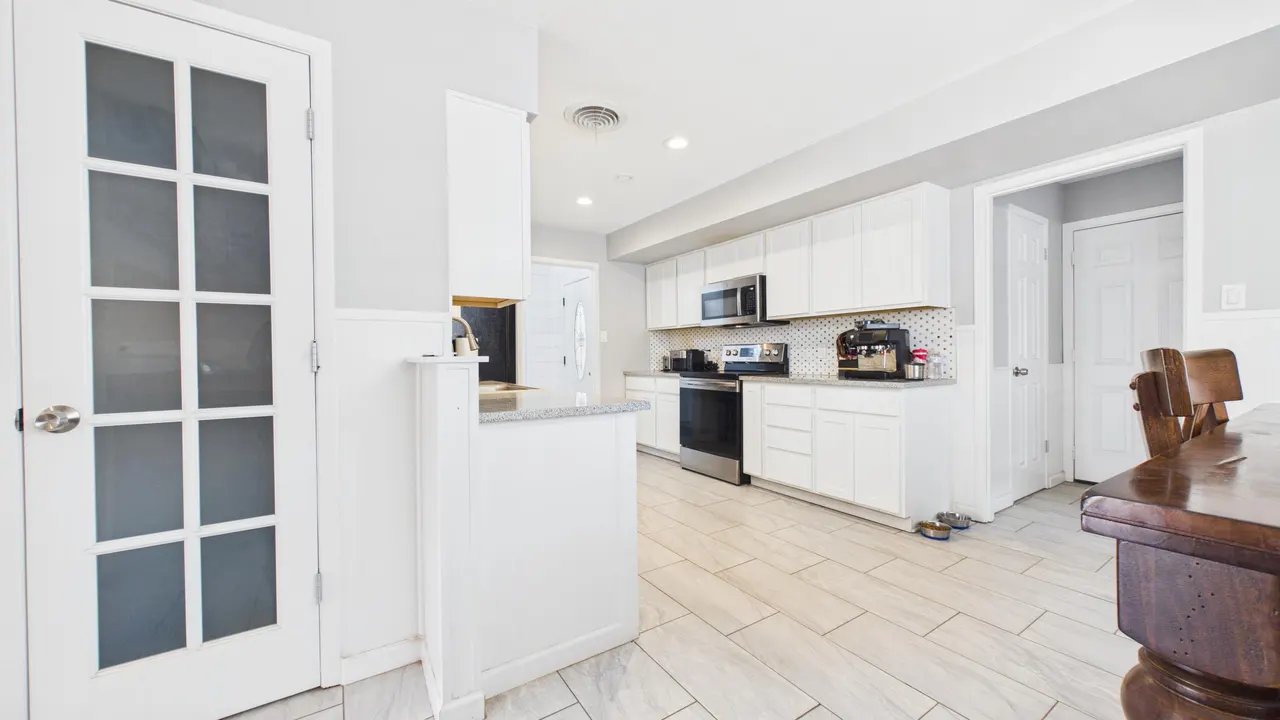 Photo 14 — 4614 31st Street, Lubbock, TX 79410