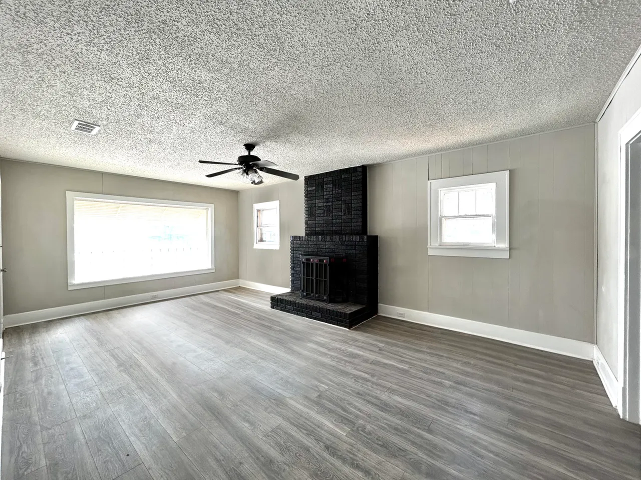 Photo 4 — 924 46th Street, Lubbock, TX 79412