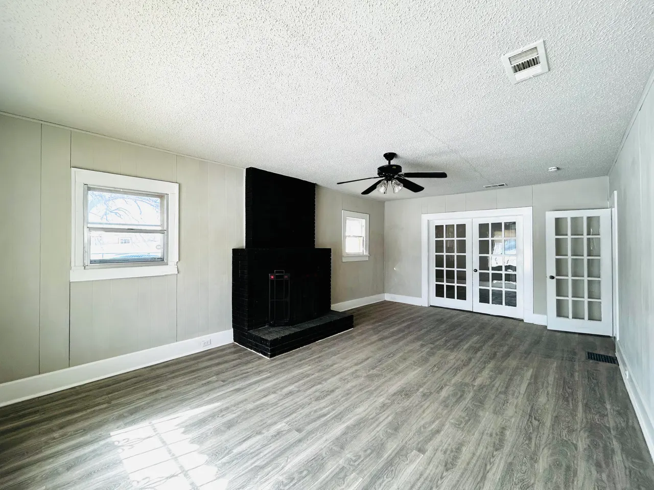 Photo 5 — 924 46th Street, Lubbock, TX 79412