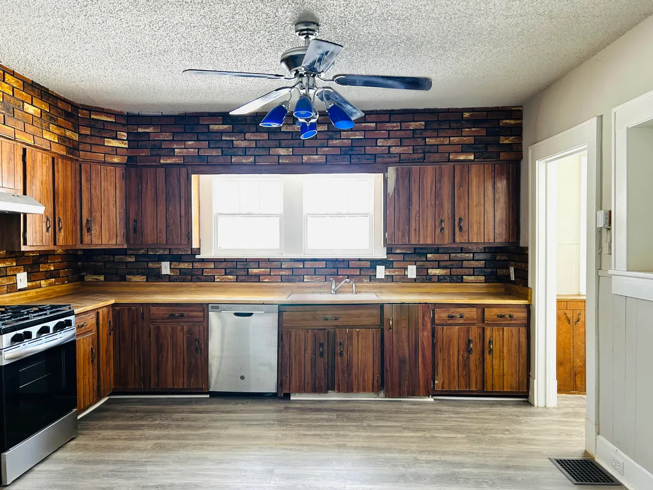 Photo 8 — 924 46th Street, Lubbock, TX 79412