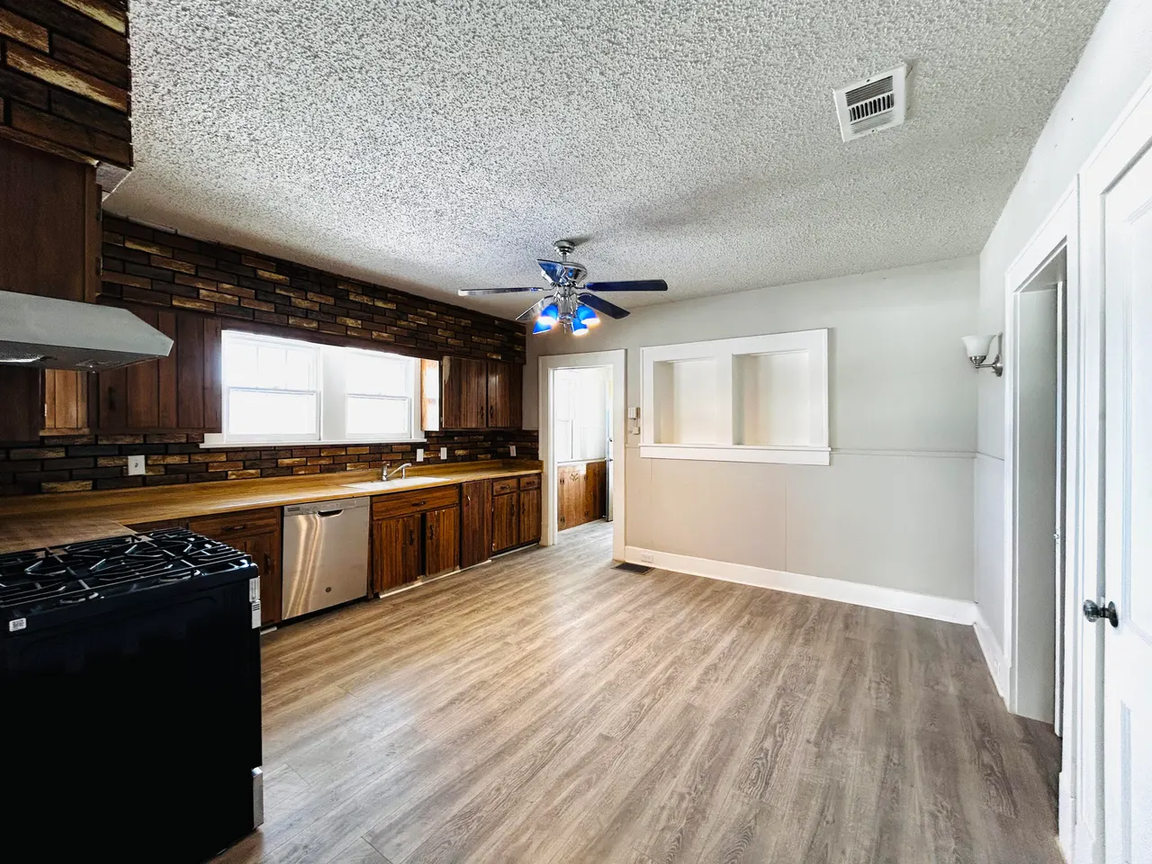 Photo 6 — 924 46th Street, Lubbock, TX 79412