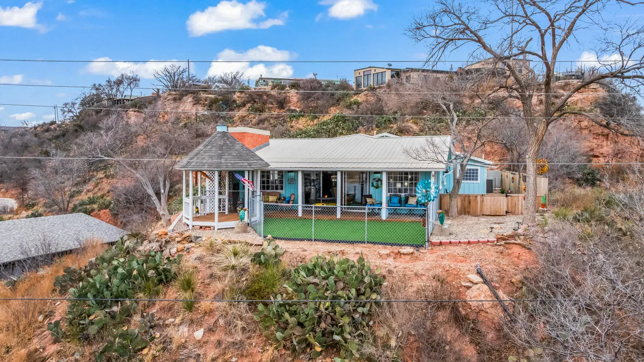 Photo 71 — 150 Pony Express Trail, Lubbock, TX 79404