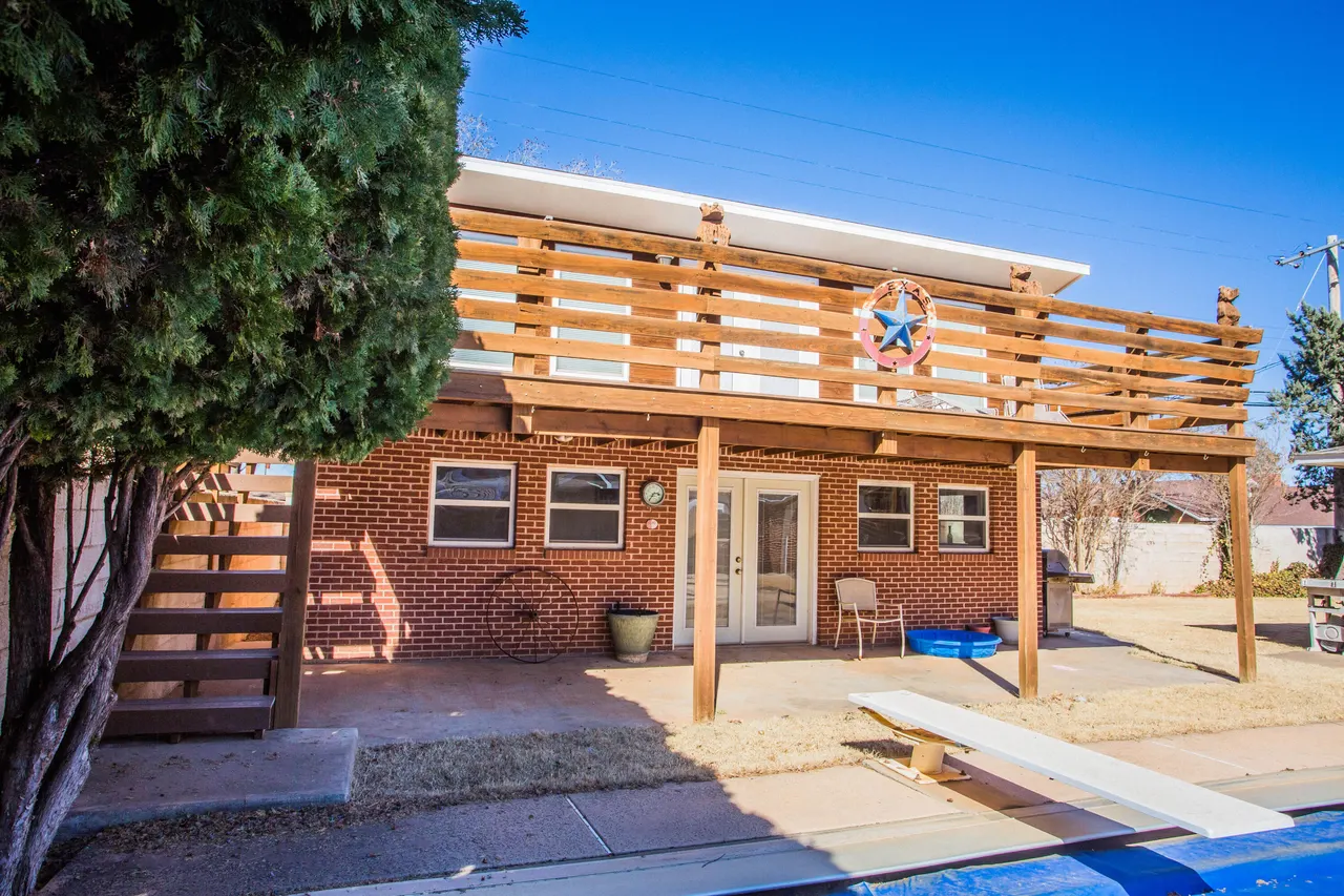 Photo 32 — 1100 W Lubbock Street, Slaton, TX 79364