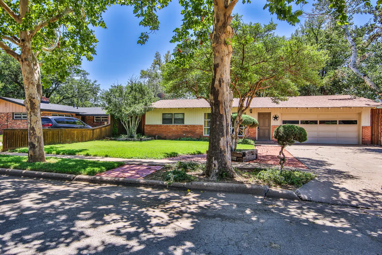 Photo 4 — 4315 47th Street, Lubbock, TX 79413