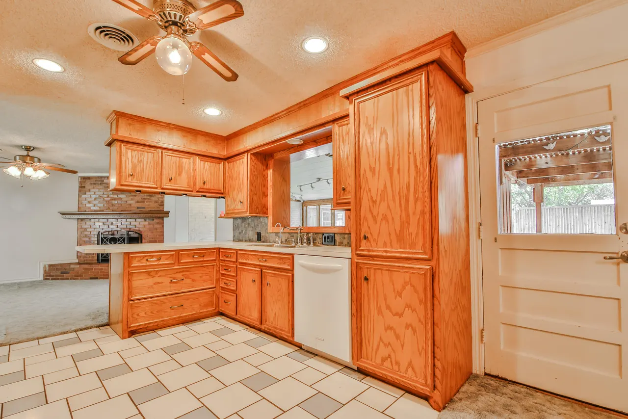 Photo 14 — 4315 47th Street, Lubbock, TX 79413