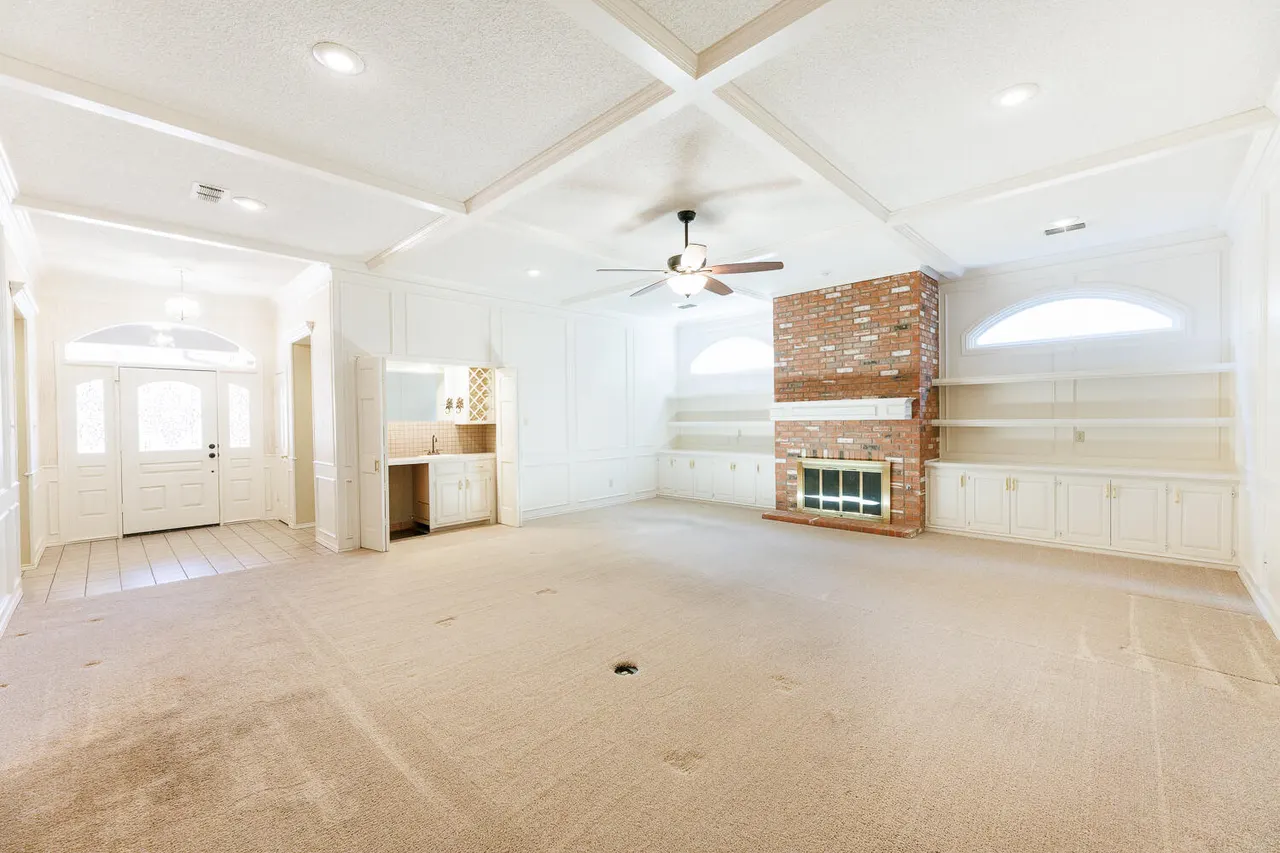 Photo 7 — 1906 Albany Avenue, Lubbock, TX 79407