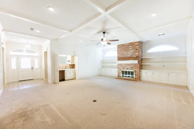 Photo 7 — 1906 Albany Avenue, Lubbock, TX 79407