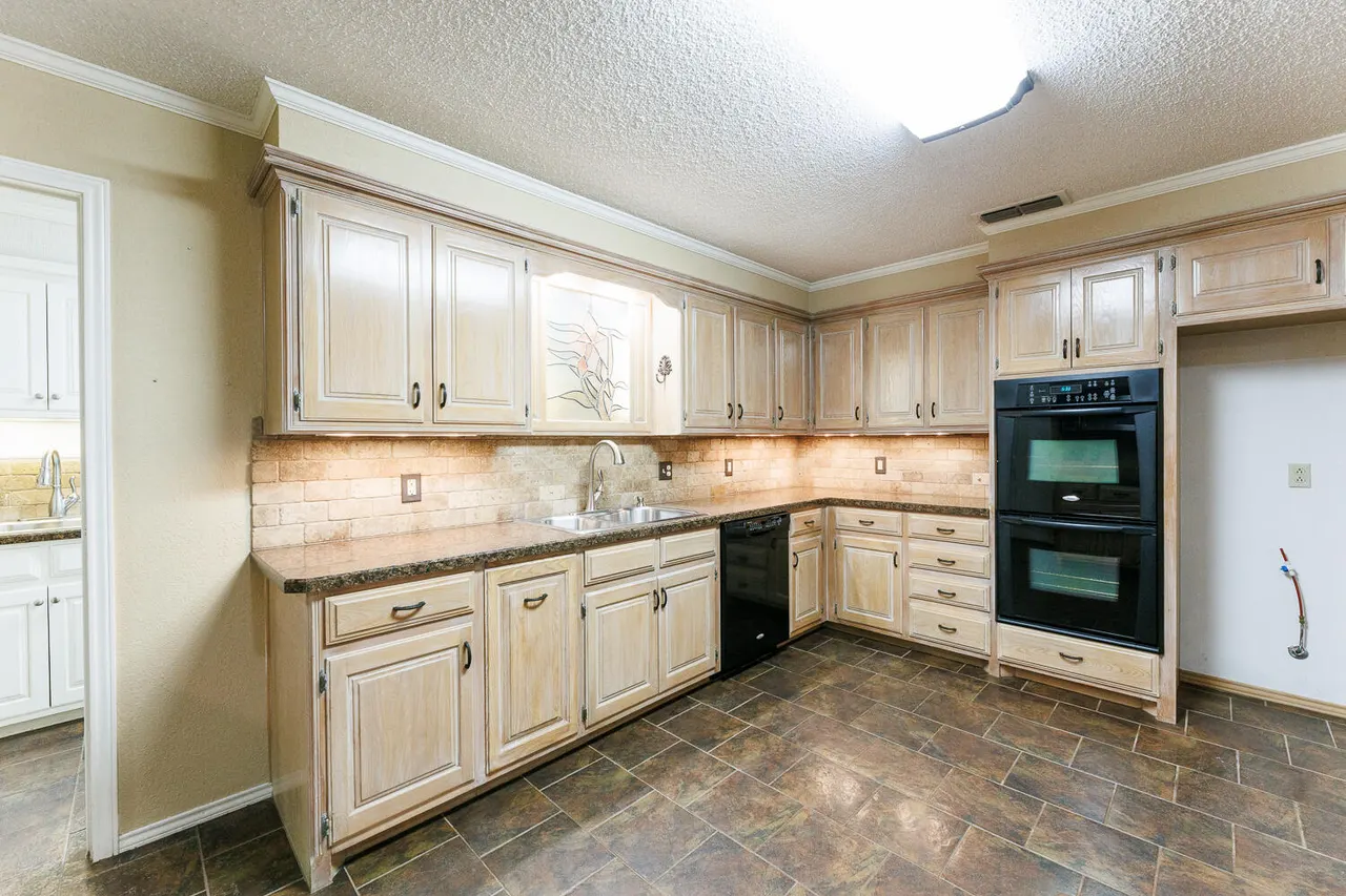 Photo 18 — 1906 Albany Avenue, Lubbock, TX 79407