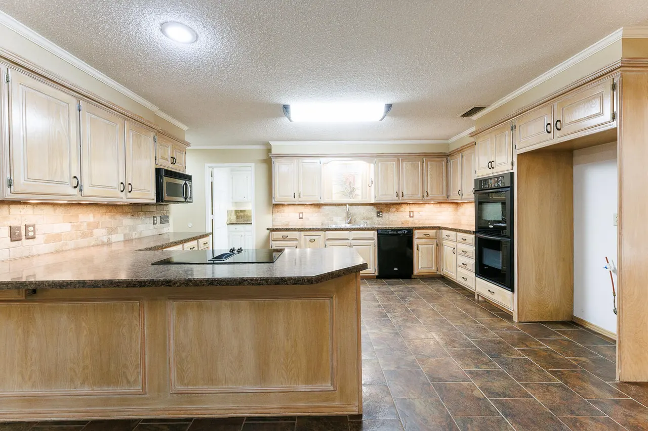 Photo 25 — 1906 Albany Avenue, Lubbock, TX 79407