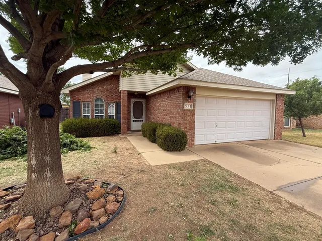 Photo 2 — 531 N Juneau Avenue, Lubbock, TX 79416