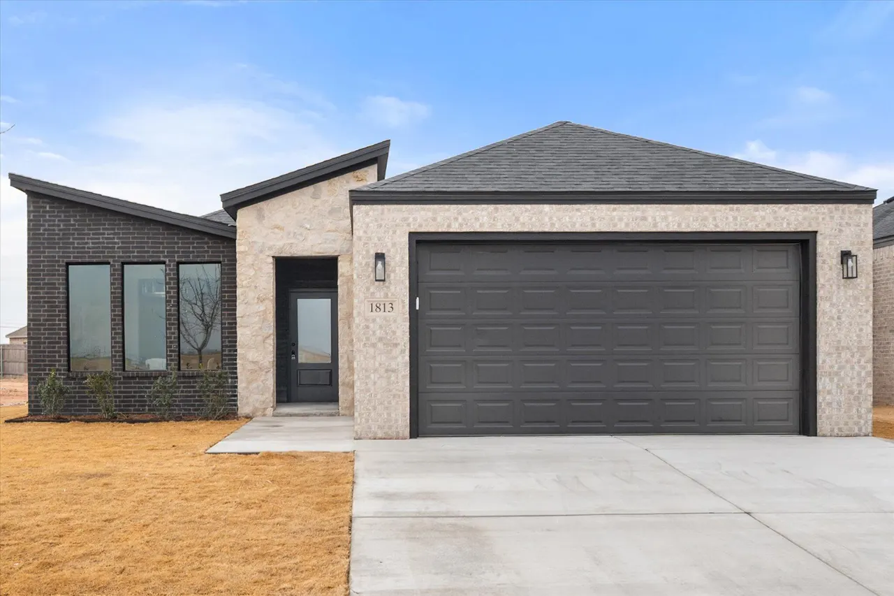 Photo 2 — 1813 Harvest Avenue, Wolfforth, TX 79382