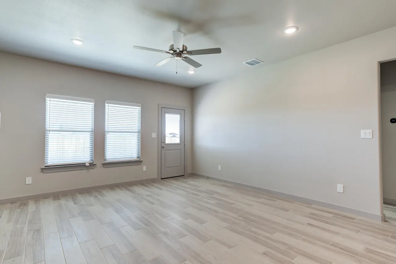 Photo 19 — 615 E 13th Street, Wolfforth, TX 79382