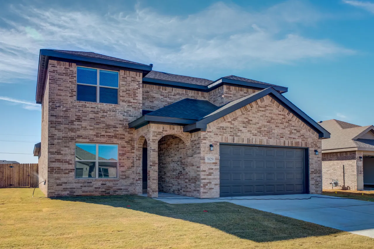 Photo 2 — 7029 25th Street, Lubbock, TX 79407