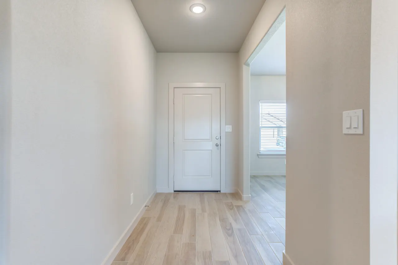 Photo 4 — 7029 25th Street, Lubbock, TX 79407