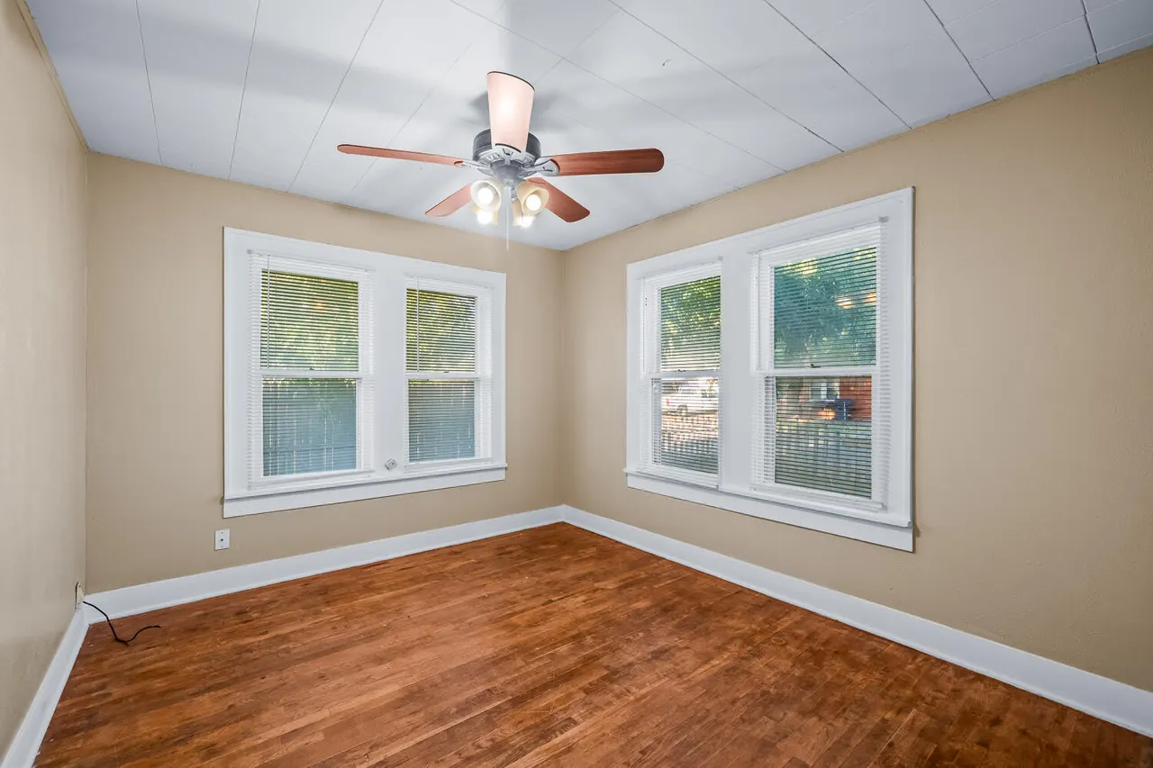 Photo 12 — 2412 Avenue T, Lubbock, TX 79411