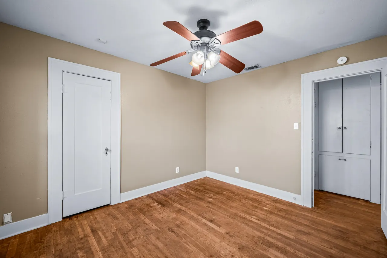 Photo 15 — 2412 Avenue T, Lubbock, TX 79411